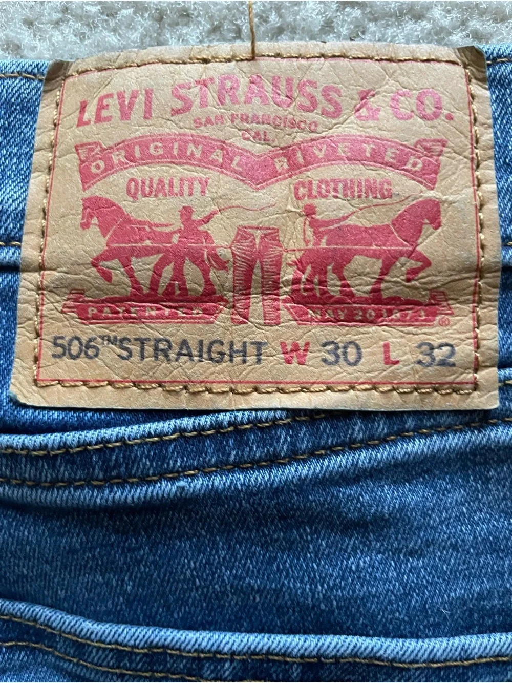 Levis classic straight